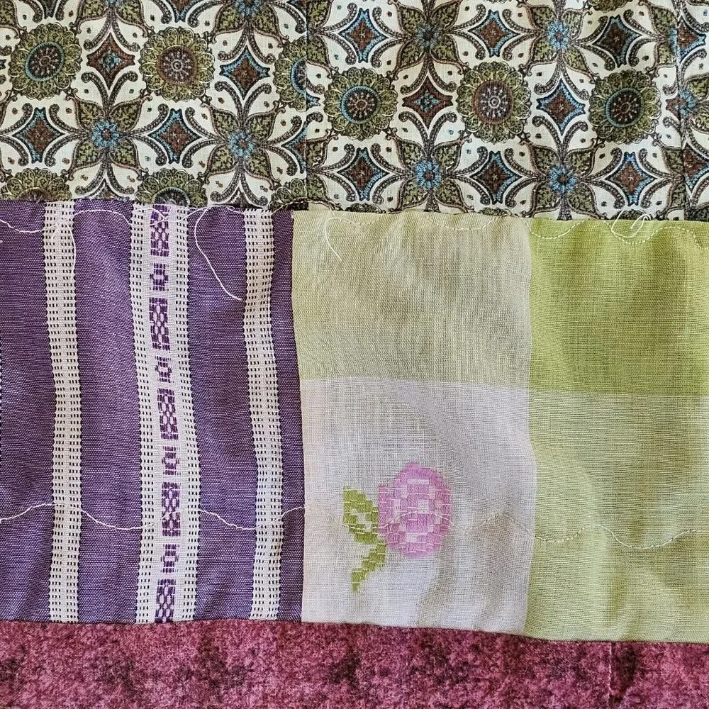 Vintage Handmade Patchwork Quilt‎ Twin Full Coverlet Ditsy Floral 63 X 80 Retro